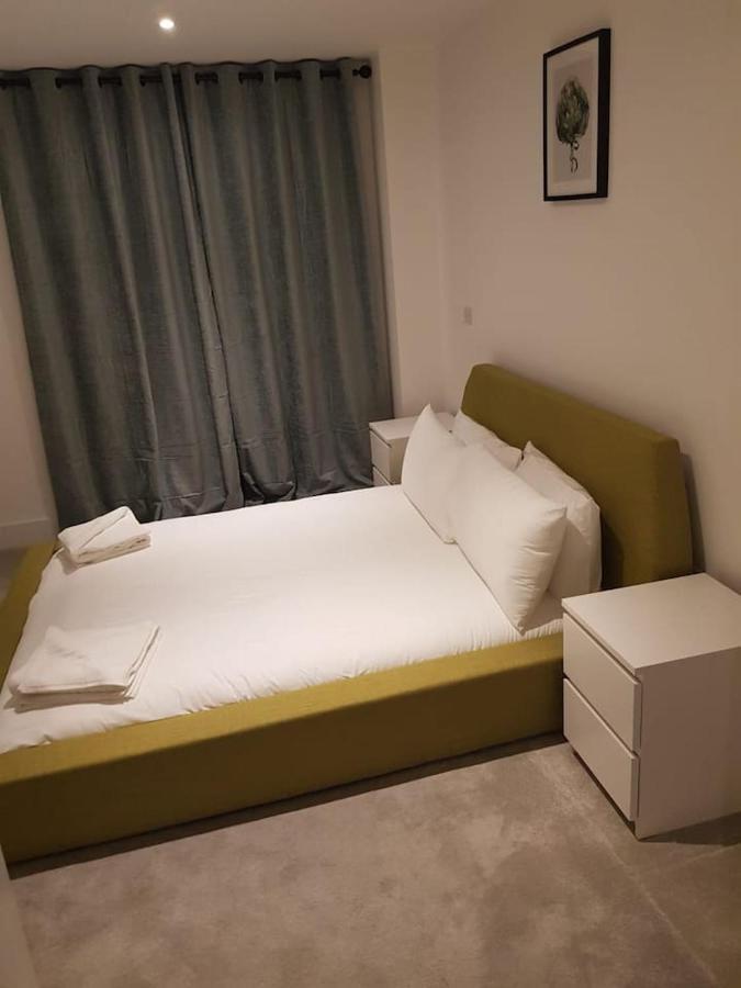 High View Two Bedroom Apartment In Woolwich London Kültér fotó
