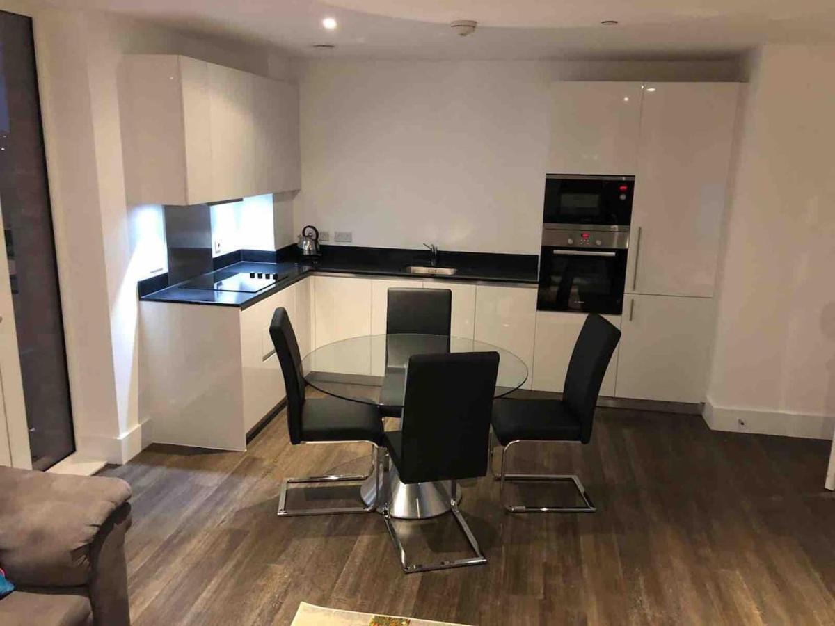 High View Two Bedroom Apartment In Woolwich London Kültér fotó