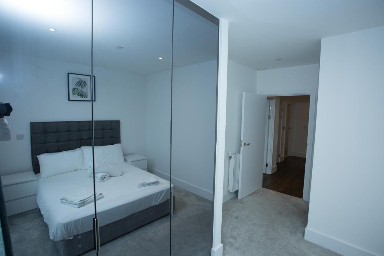High View Two Bedroom Apartment In Woolwich London Kültér fotó