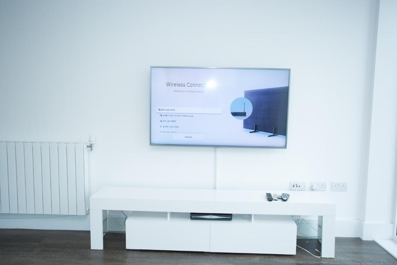High View Two Bedroom Apartment In Woolwich London Kültér fotó