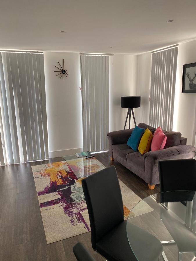 High View Two Bedroom Apartment In Woolwich London Kültér fotó