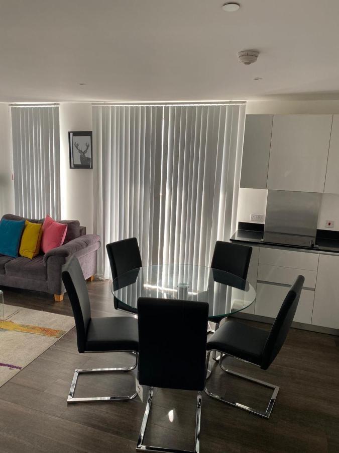High View Two Bedroom Apartment In Woolwich London Kültér fotó