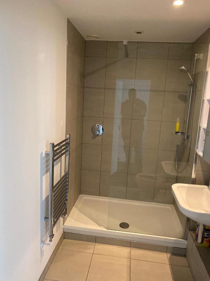 High View Two Bedroom Apartment In Woolwich London Kültér fotó