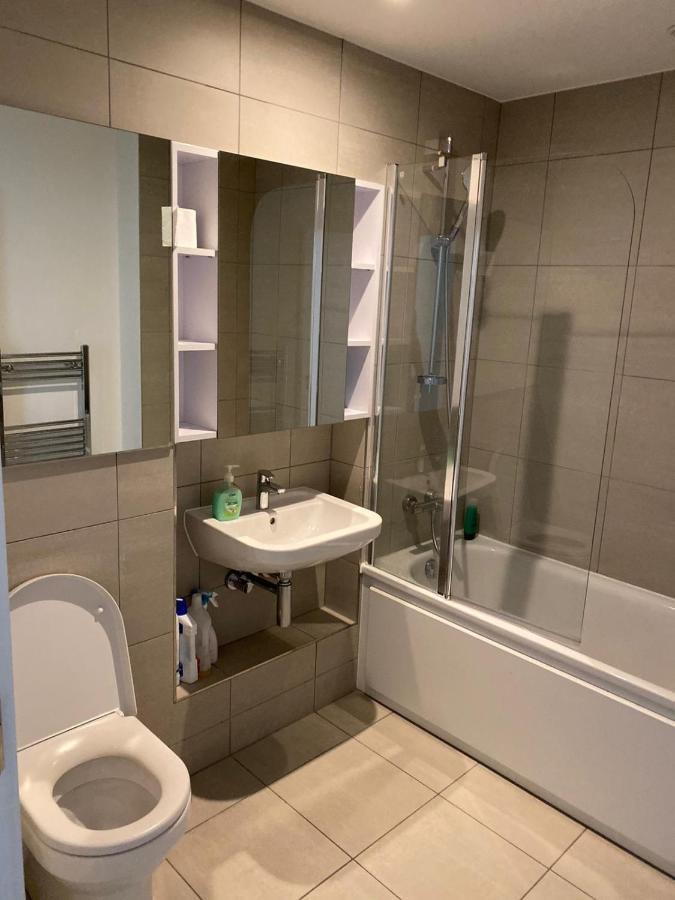 High View Two Bedroom Apartment In Woolwich London Kültér fotó